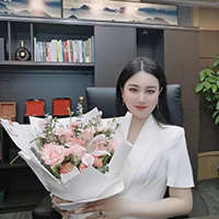 ���T����